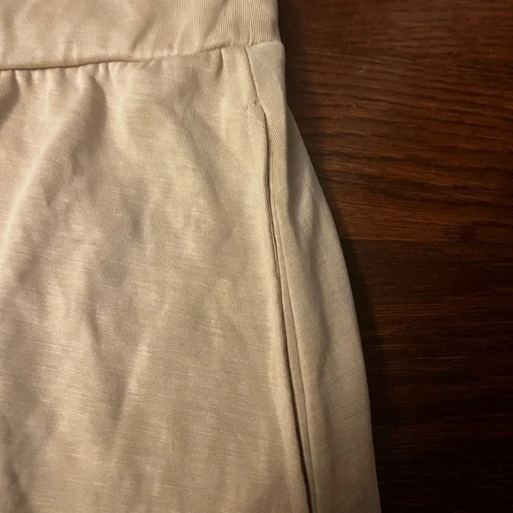 Brandy Melville Beige Fabric - Picture 11 of 12